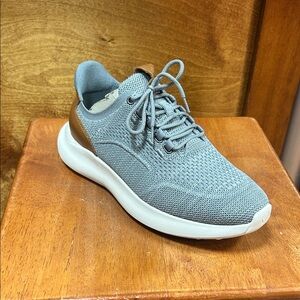Johnston & Murphy Gray Knit Sneakers with Brown Accents